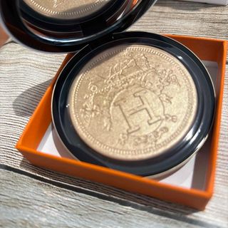 HERMES（フェイスパウダー）のフリマアイテム一覧