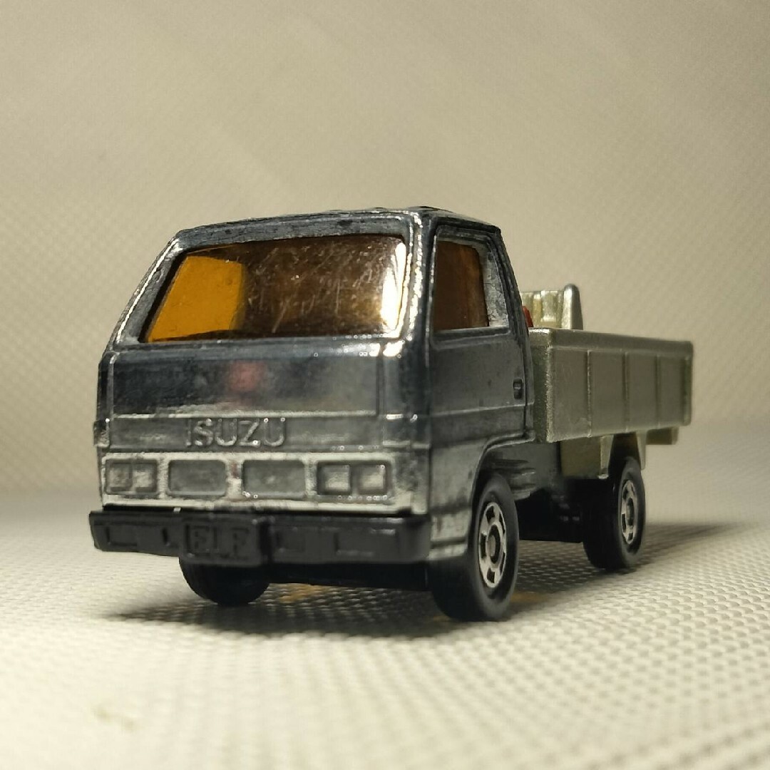 5396 カスタム用等分解トミカ いすゞエルフ 工事資材積載 トラック