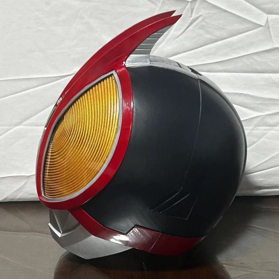 仮面ライダー ファイズマスク磁石装置複眼発光アトラクコスプレ用塗装済み