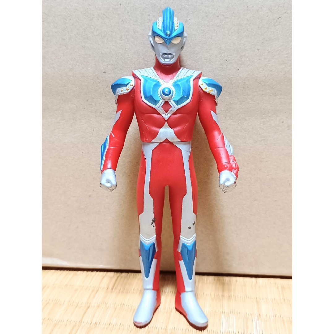 BANDAI - 461 ライブサイン付き ウルトラマンギンガS 約14cm 奥特曼の