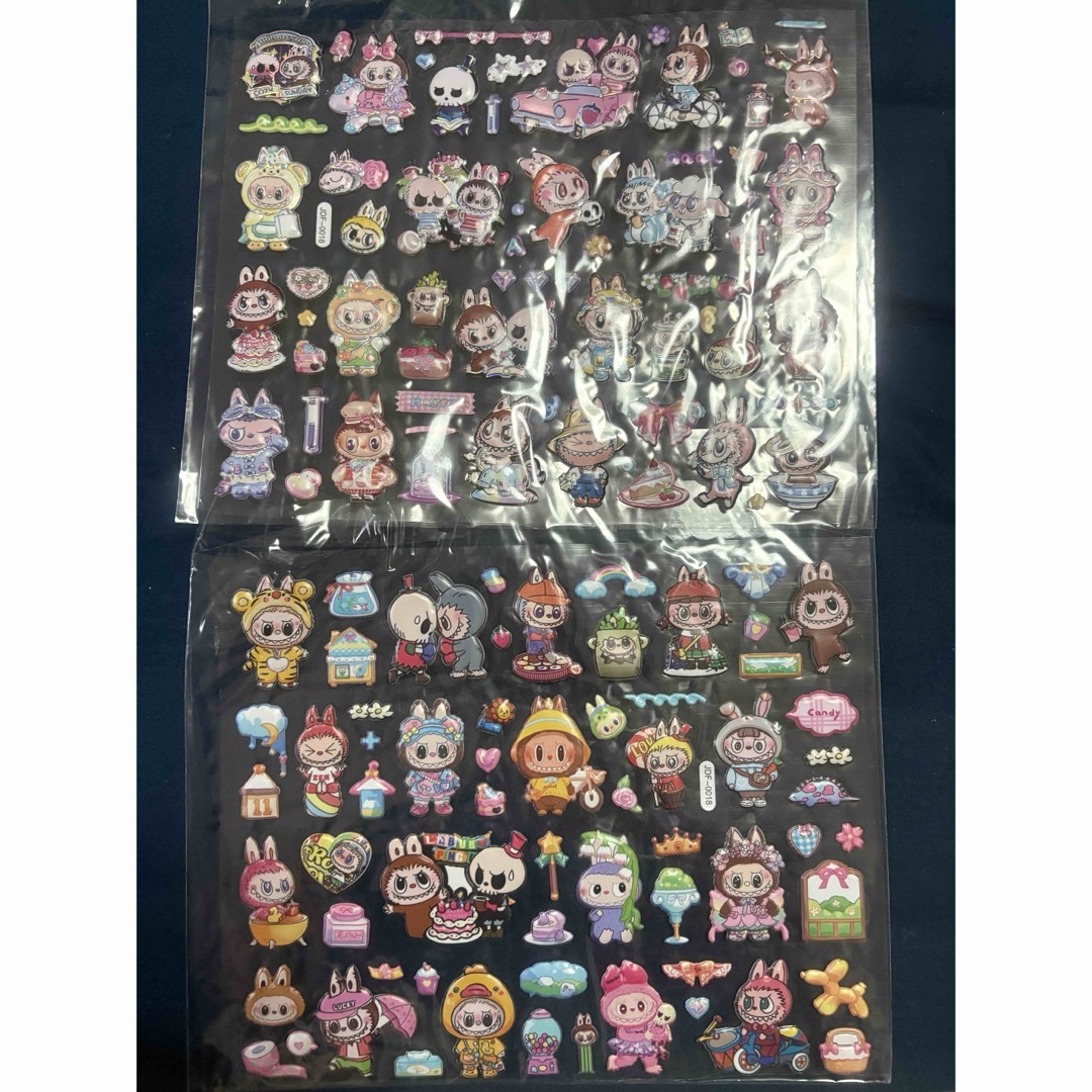 ステッカー シール ラブブ らぶぶ LABUBU ぷくぷくの通販 by awa｜ラクマ