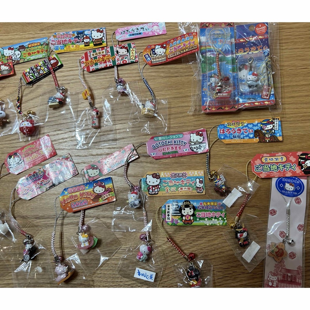 ハローキティ ご当地 キティ 根付け まとめ売り 15個 金閣寺 芦ノ湖