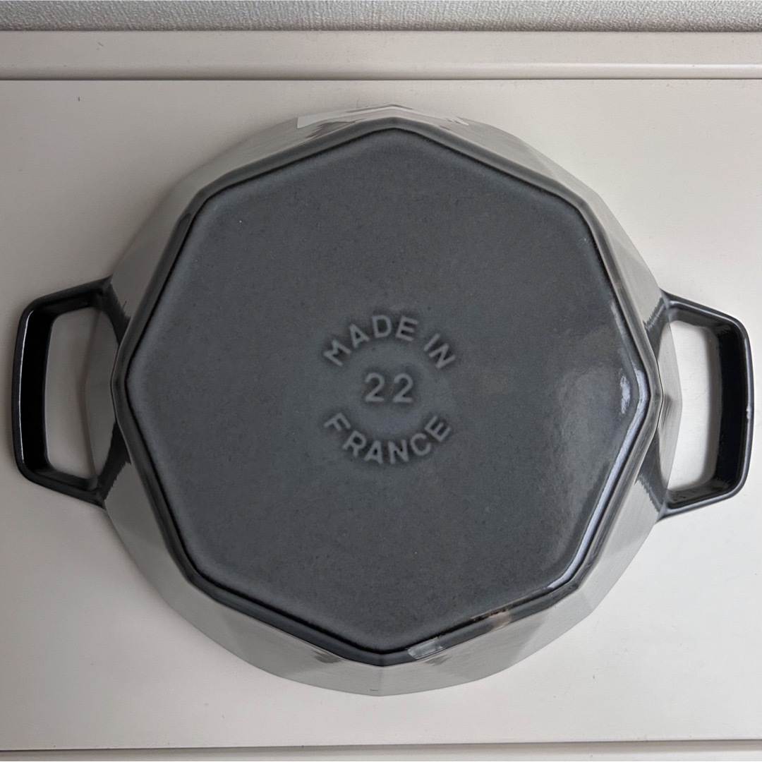 STAUB - 【新品】レア staub ダイヤモンドココット グレー 22