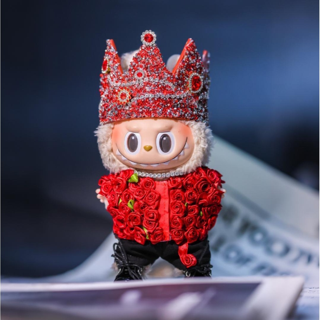 G-DRAGON ジヨン labubu ラブブ コスチューム 王冠 全身 バラの通販 by