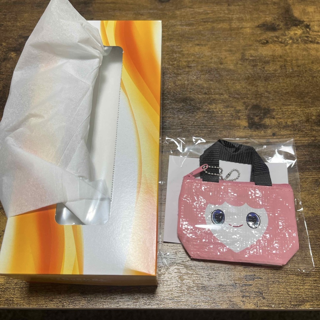 TWICE - MISAMO LOVELYS ミニショッパーバッグ MOMOの通販 by a