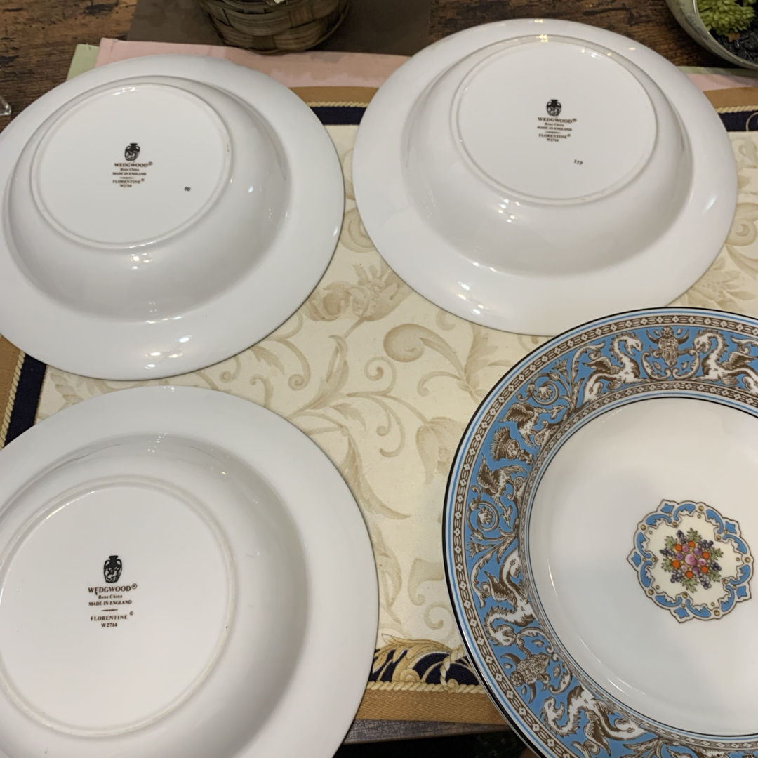 WEDGWOOD - 未使用 ウェッジウッド フロレンティーン ターコイズ 20cm