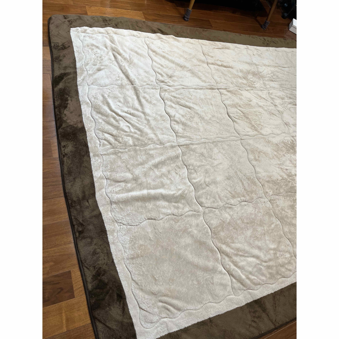 状態良好☆3畳☆ニトリ 厚手1センチ フリースラグ・キルティング