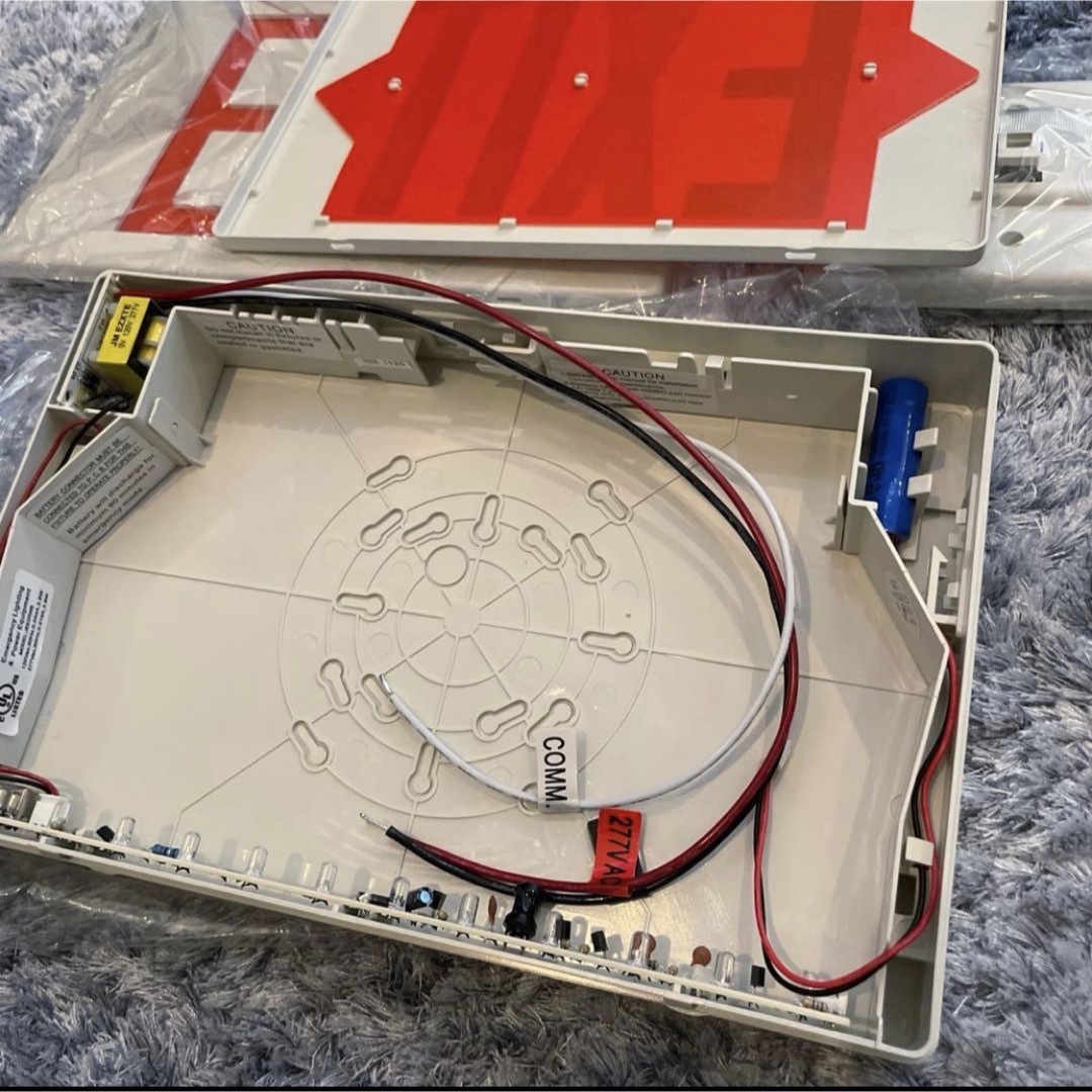 EXIT LED WH/RED USA 非常口 アメリカンの通販 by steeeeeeez's shop