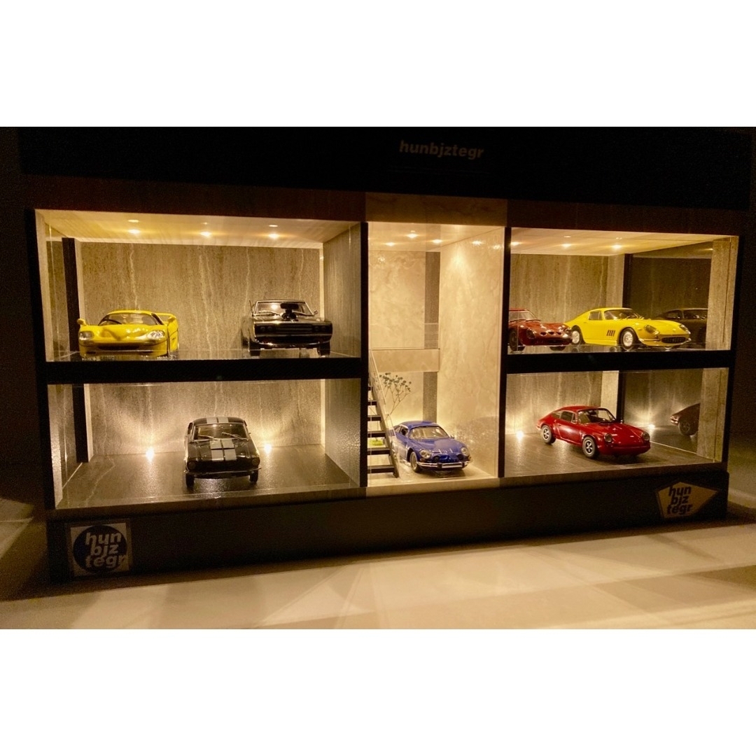 1/43展示13台可・大理石＆砂岩・2層式ディスプレーBOX / ネオジオラマ