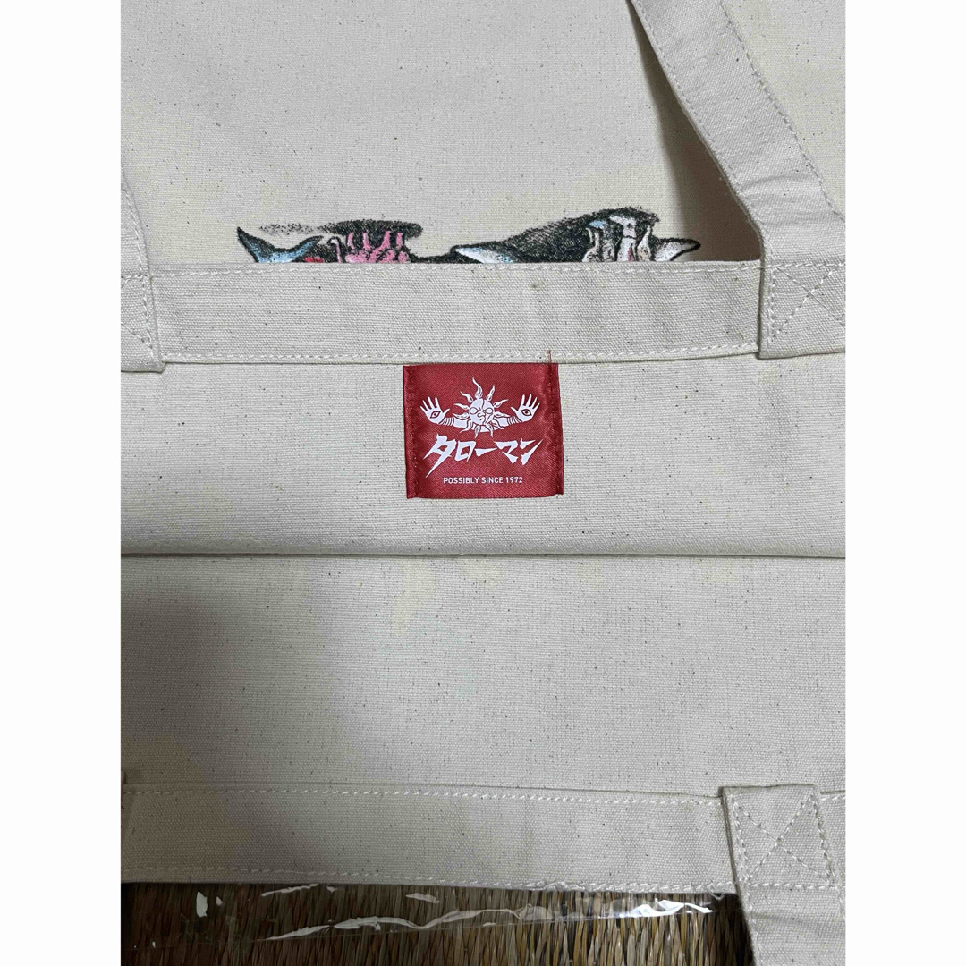 ヒグチユウコ - ヒグチユウコ タローマン 豪勢スタジオ トートバッグ