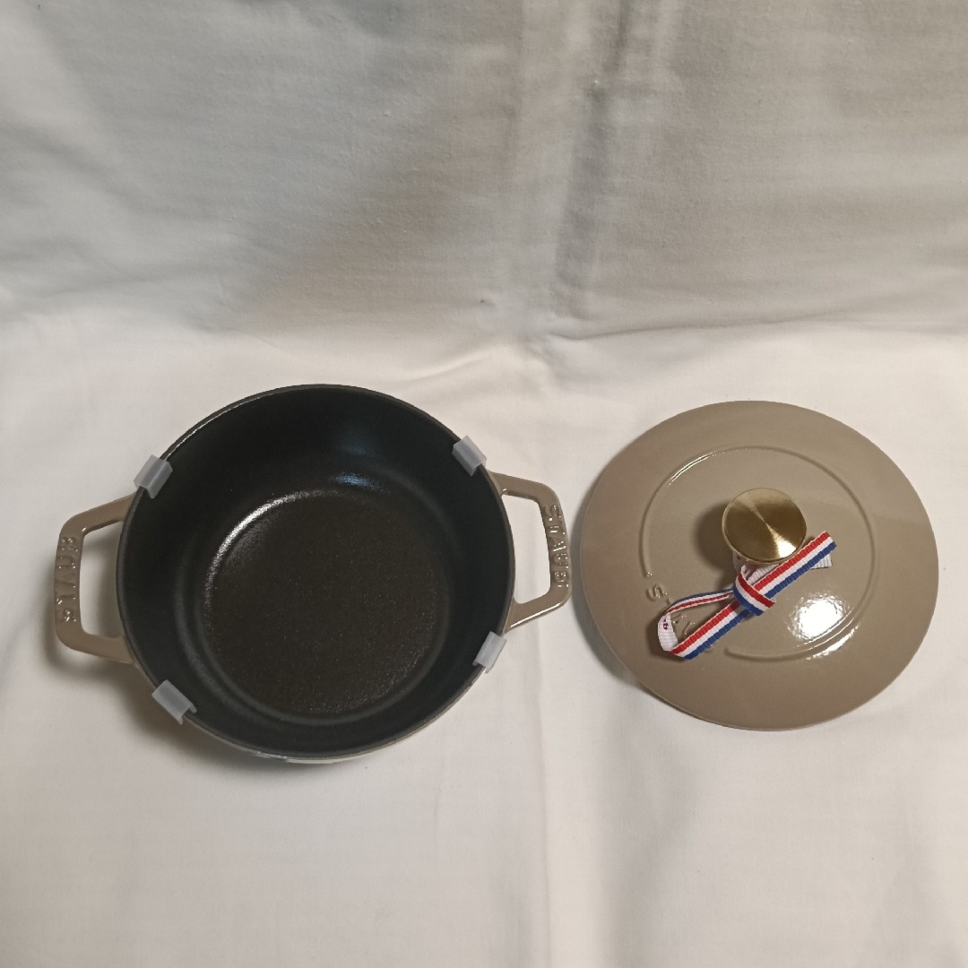 STAUB - Staub 鋳鉄鍋とグラタン皿 バッラリーニ フライパンセット