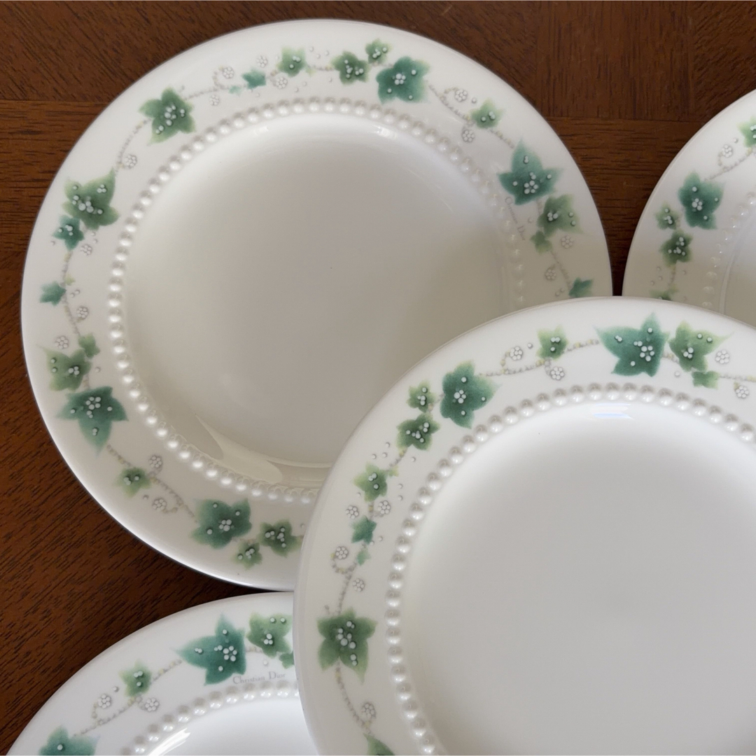 Christian Dior - 【美品】クリスチャンディオール☆アイビー☆ケーキ