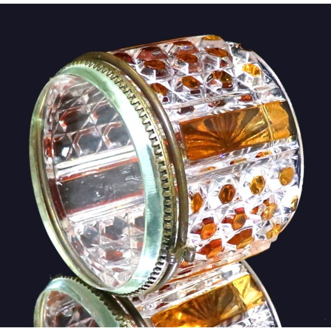 オールド・バカラ 上級作品 琥珀色被せ 蓋物 ダイヤモンドカット 菓子