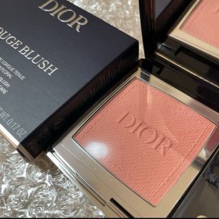 Christian Dior - ディオール チークブラッシュ829廃盤の通販 by AR