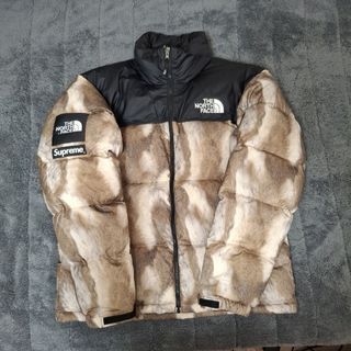 Supreme（ダウンジャケット）のフリマアイテム一覧