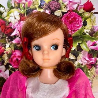 カスタムブライス 海外作家様 猫目 スイート 惹かれる ギャルちゃん