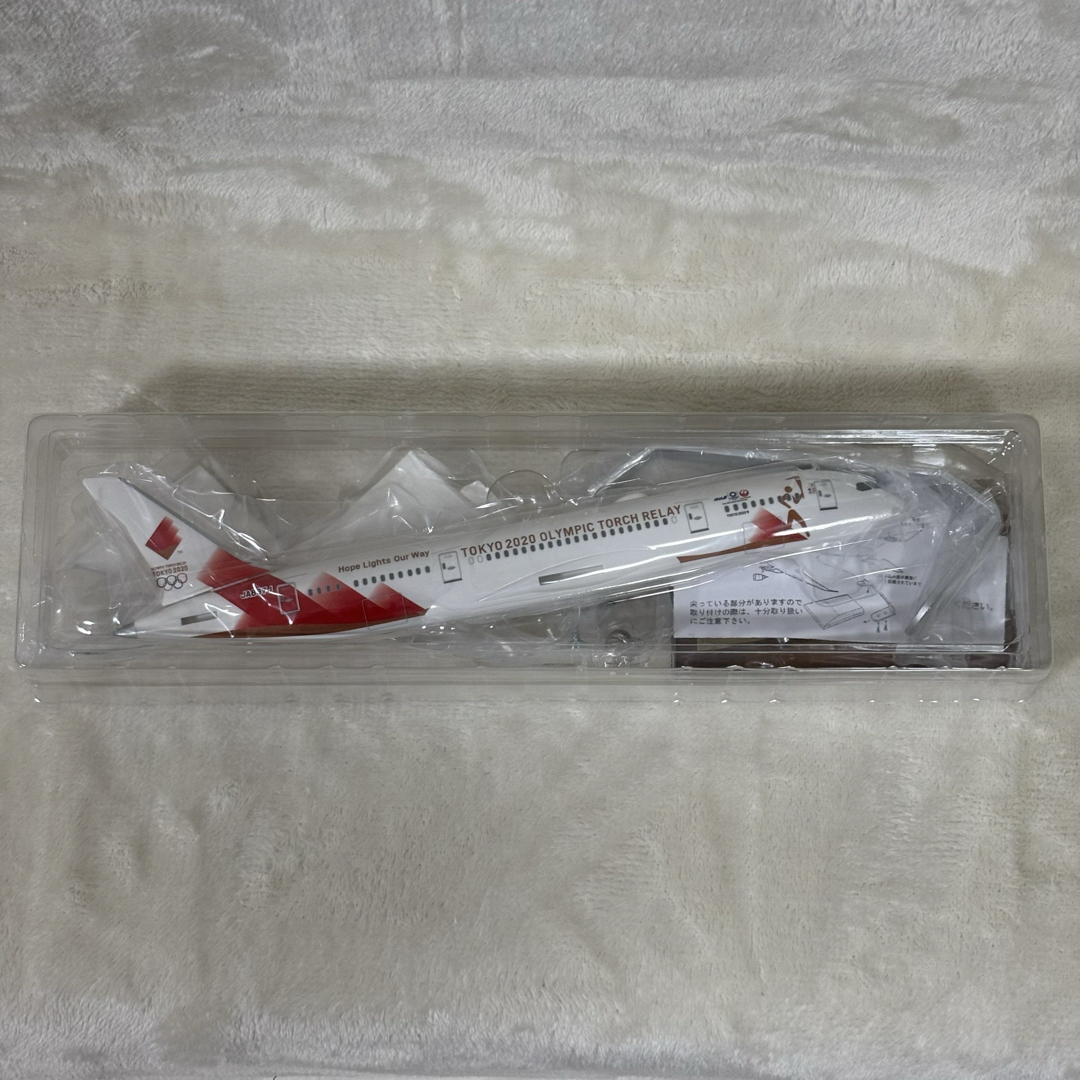 新品】JAL 日本航空 東京 TOKYO オリンピック 飛行機模型 1/200の通販