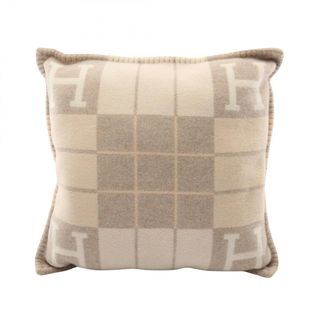 HERMES（クッション）のフリマアイテム一覧