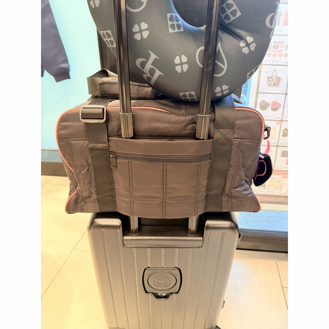 BLACKPINK - 【新品未使用】ボストンバッグ&ポーチ BLACKPINK LOGO