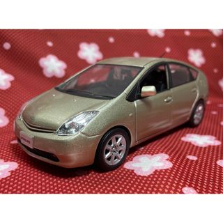 トヨタ - 非売品 1/30 新型 ハリアー ミニカー パールホワイトの通販