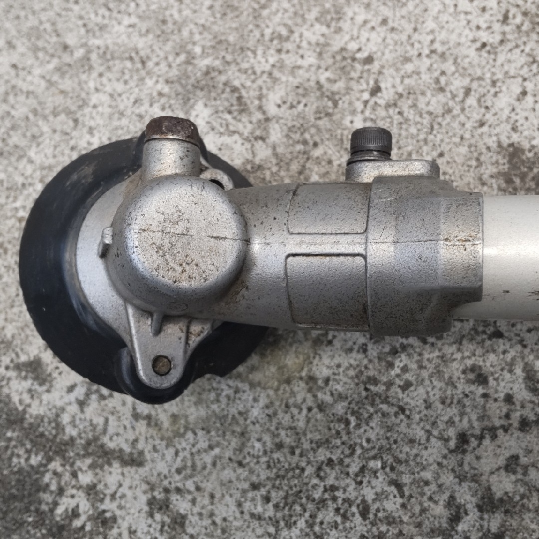 引取限定 マキタ MBC231D 刈払機 36V 草刈 Makita - 引取限定 マキタ