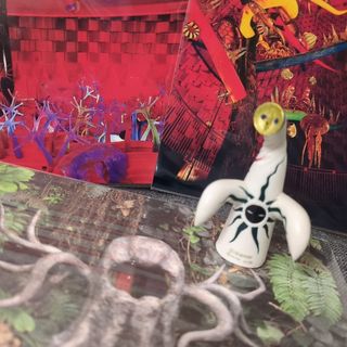 MEDICOM TOY - bomb hugger red ver.の通販 by あり's shop