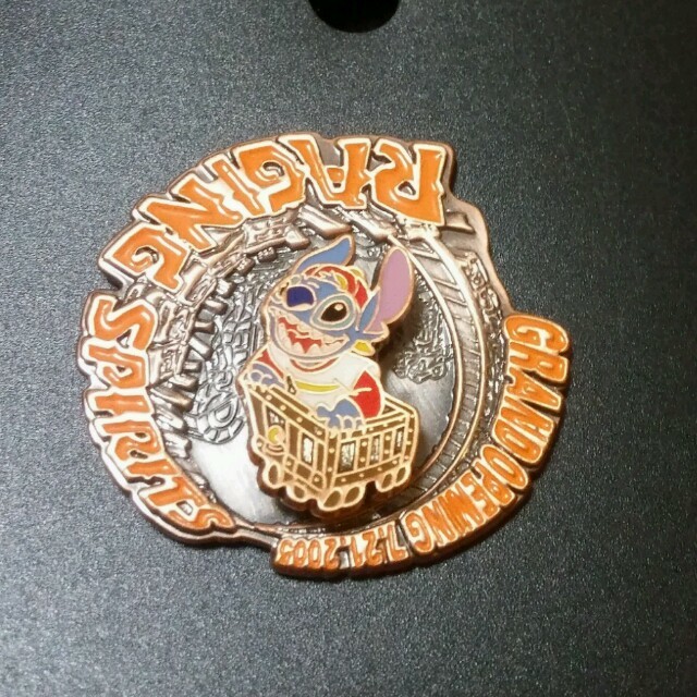 Disney - レイジングスピリッツ ピンバッジの通販 by めい's shop