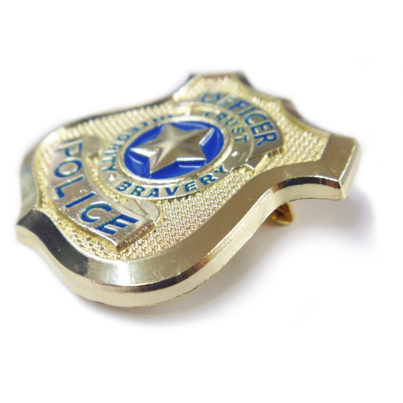 ジュディの警察官バッジ : ズートピア | HMV&BOOKS online - IBA31