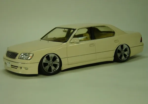 UCF21セルシオ 前期型C仕様 LUXY｜車・AUTO｜プラモデル・模型投稿サイト