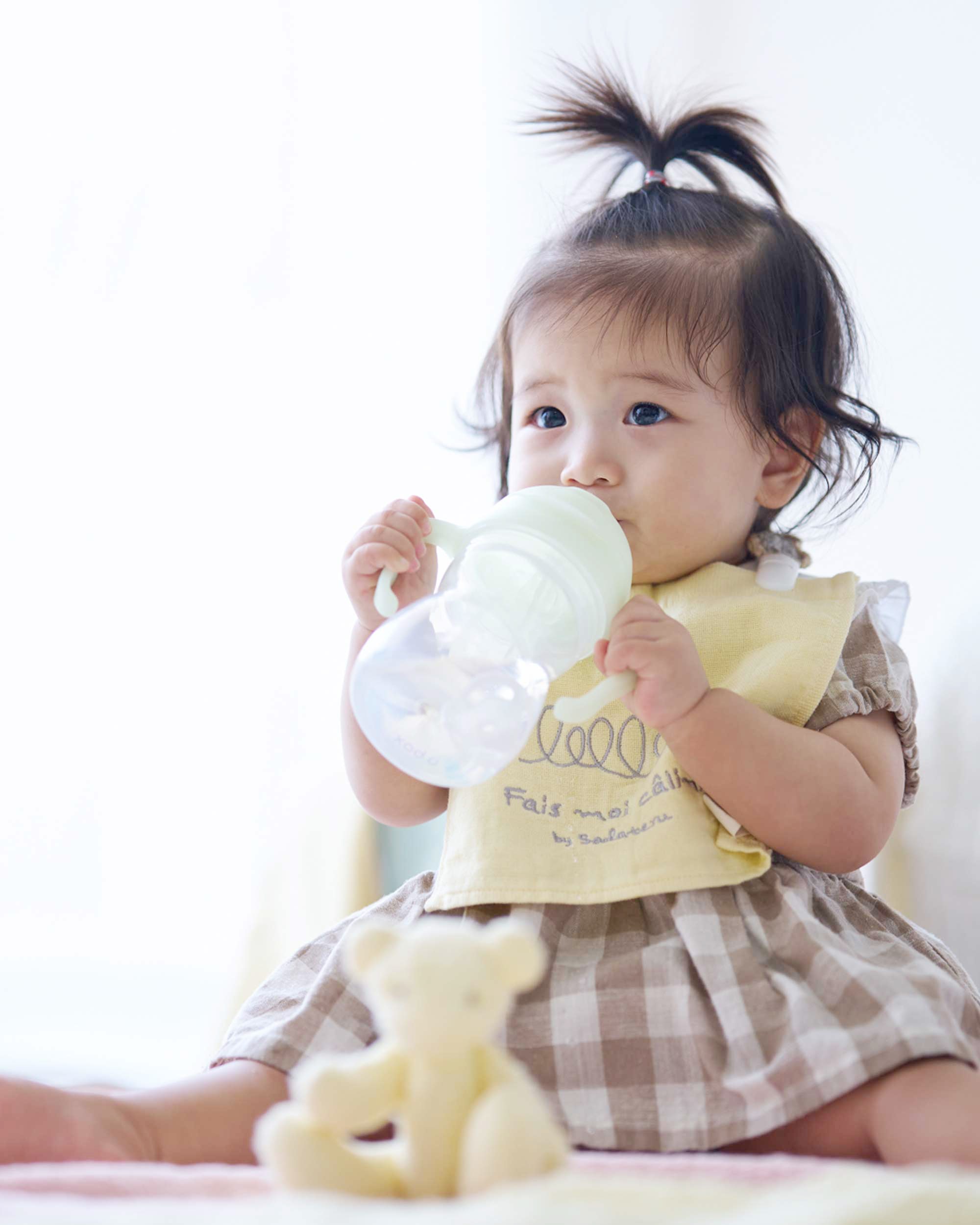 Fais moi calin！My first towel (スタイハンカチ2枚)＋Sippy cup