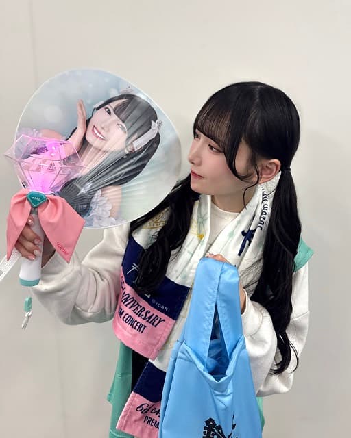 すずき装備」≠ME 鈴木瞳美、6周年記念コンサートを前に自身の”グッズ