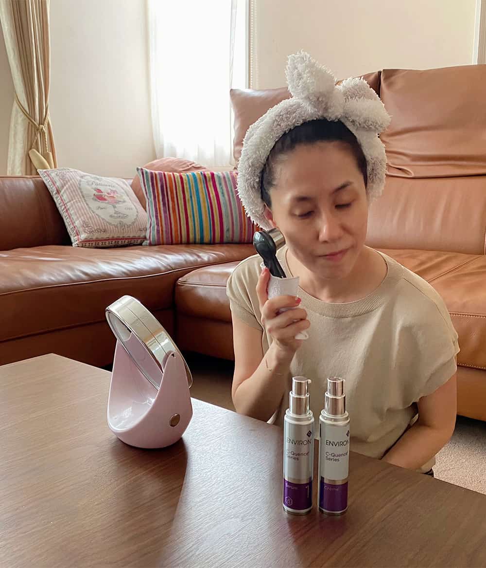 SNSなどで名だたる美容家オススメの「エンビロンのホームケア用美顔器