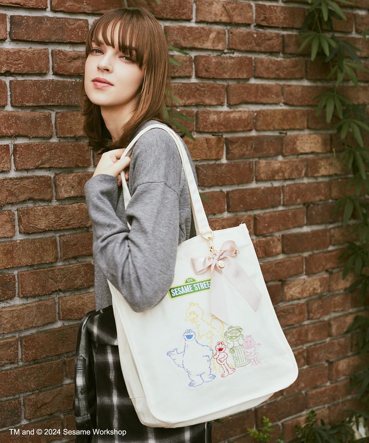 SESAME STREET スクエアトートバッグ/Maison de FLEUR（メゾン ド