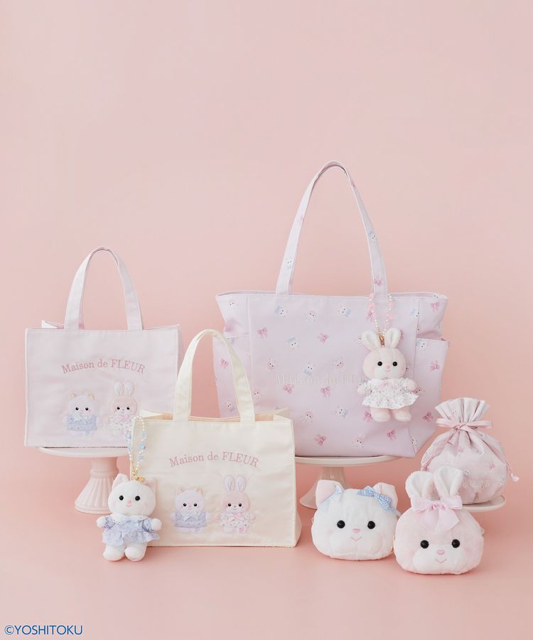 クリーミーねこフェイスポーチ/Maison de FLEUR（メゾン ド フルール