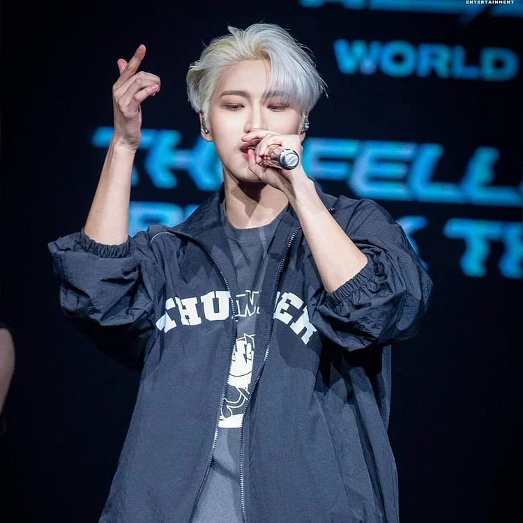 ATEEZ Design Thunder Windbreaker
