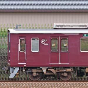 阪急8300系機器更新車8302編成（東側）｜RailFile.jp｜鉄道車両サイド