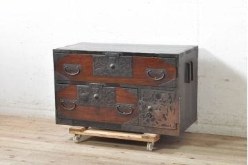 06281204_667e2838649dc_s.jpg?v