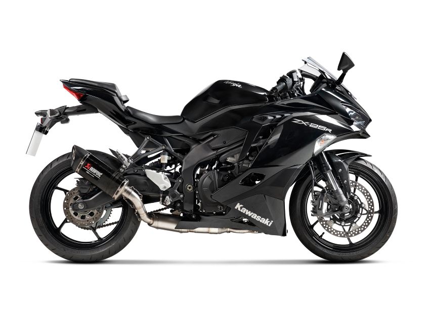 新製品】カワサキ、Ninja ZX-25R用「アクラポビッチコラボモデル」と