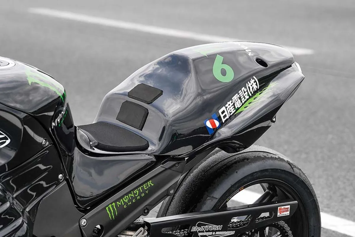 クラスフォーエンジニアリング ZX-14R（KAWASAKI ZX-14R）】必要な加工