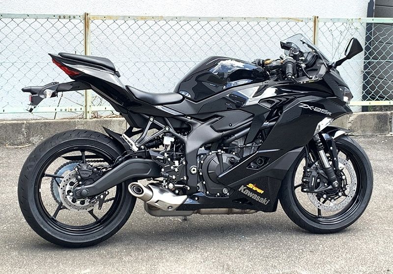 Webike | SNIPER スナイパー バックステップ ZX-25R(SP0102QBK