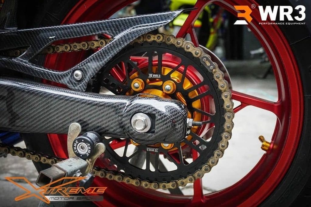 Webike | WR3 ダブルアールスリー リアスプロケット ER-6f(WR3-Rear