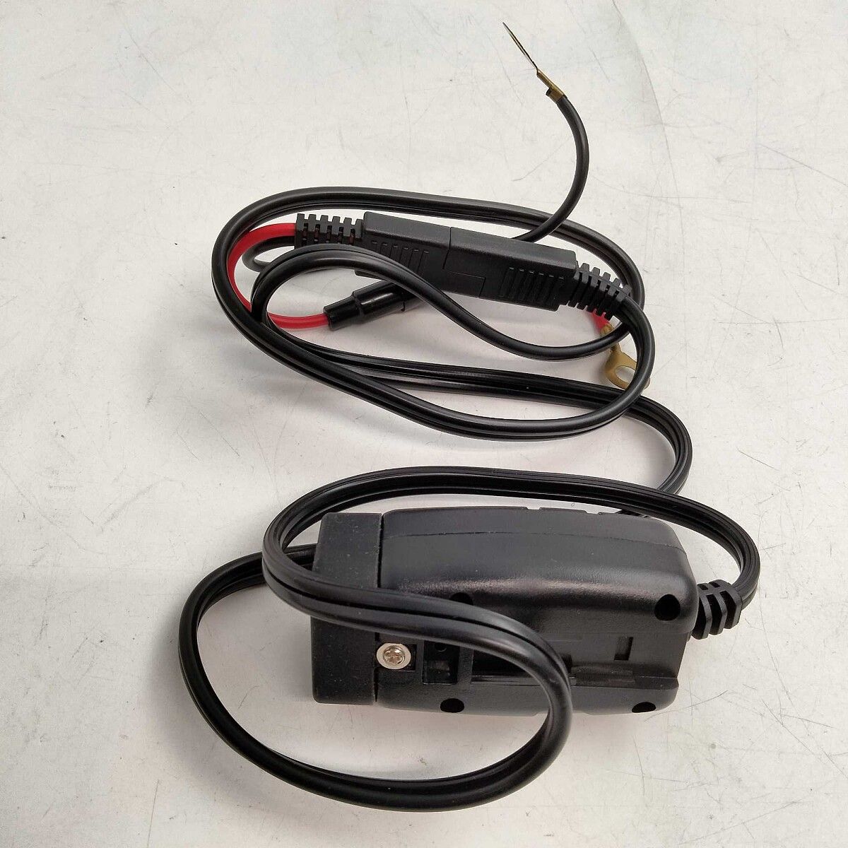 ウェビックガレージセール | WUPP バイク用USB電源 CS-854 RXBI19019