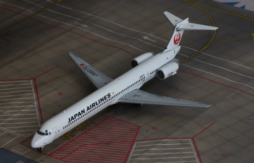 Hogan 1:200 McDonnell Douglas MD-90 Japan Airlines 日本航空BJE3033