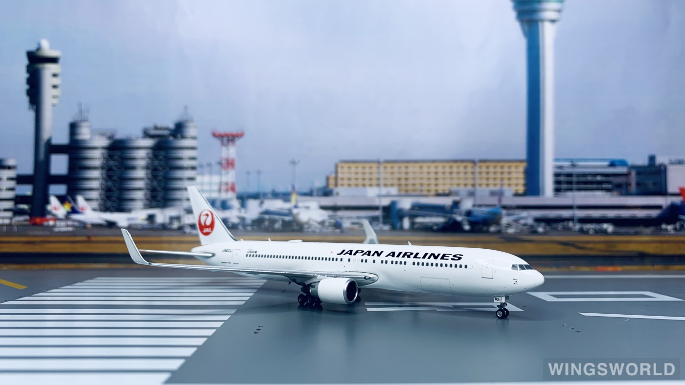 Phoenix 1:400 Boeing 767-300 Japan Airlines 日本航空PH04346 JA621J
