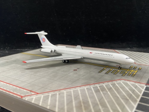 JC Wings 1:400 Ilyushin Il-62 Air Koryo 朝鲜高丽航空KD4104 P-618