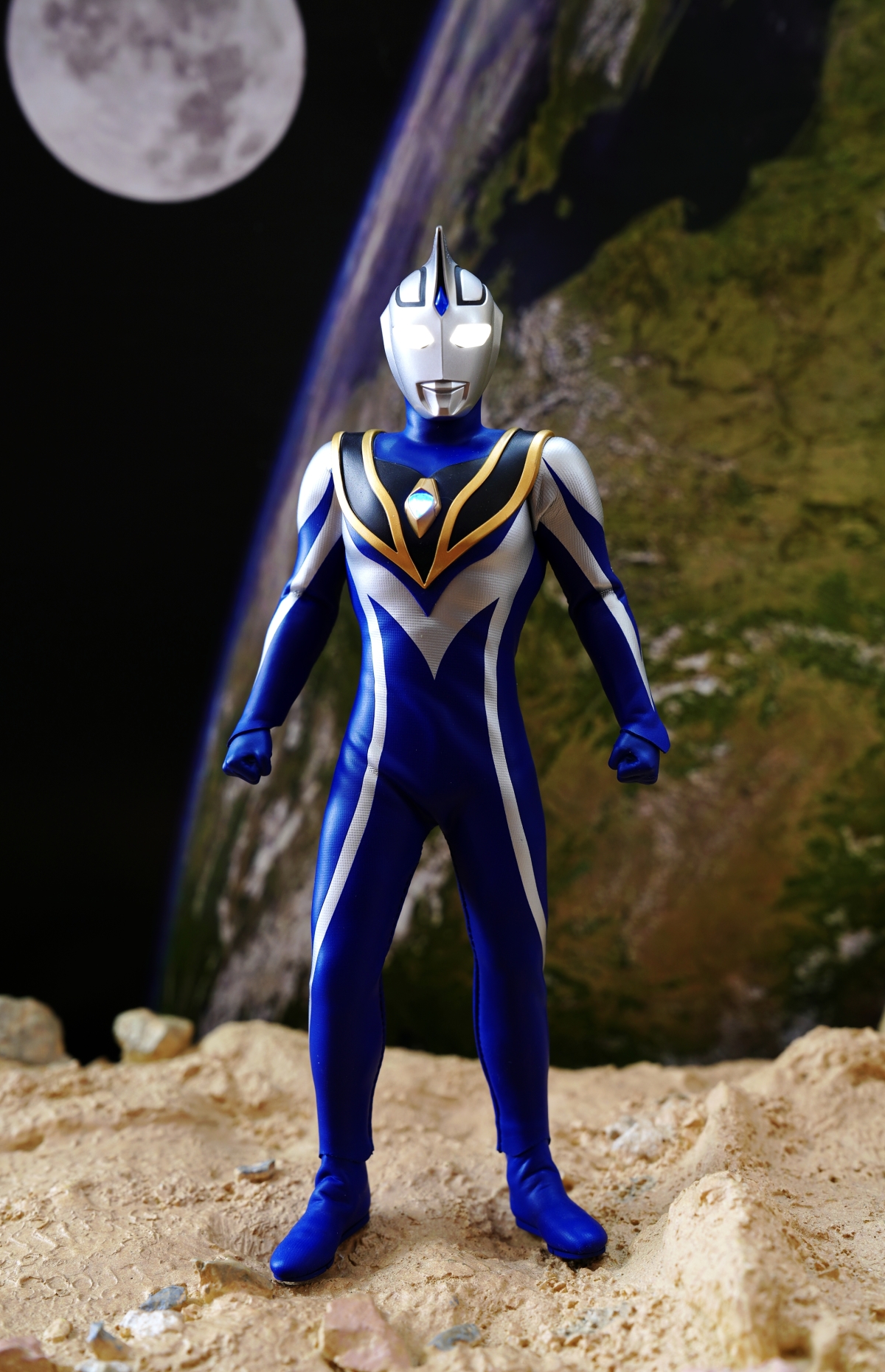 大海の力を持つ青き巨人！Alphamax - 絶動究体 ウルトラマンアグル V2