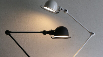 ジェルデ社のランプ 1950年代にフランスの作業用ランプとして誕生