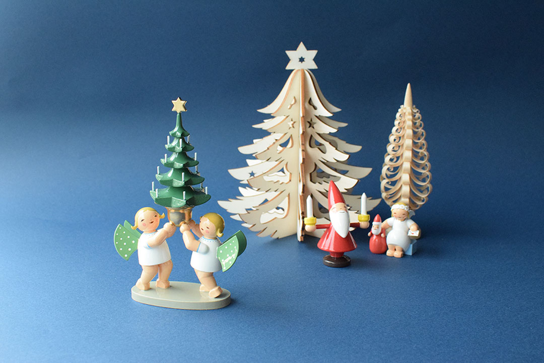 天使のペアとクリスマスツリー (テンシノペアトクリスマスツリー) - te