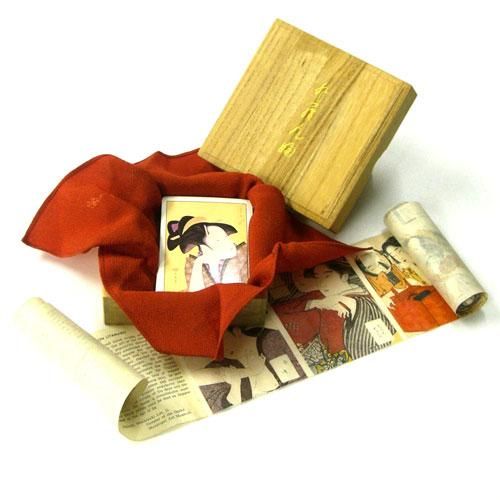 コレクショントランプ】 浮世絵 桐箱入り - タロットカード輸入販売の