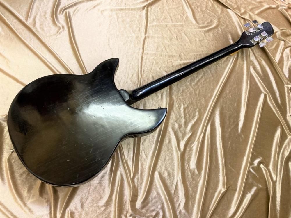 中古品 HONEY Hollow-Body Bass リッケンバッカー風 年越し